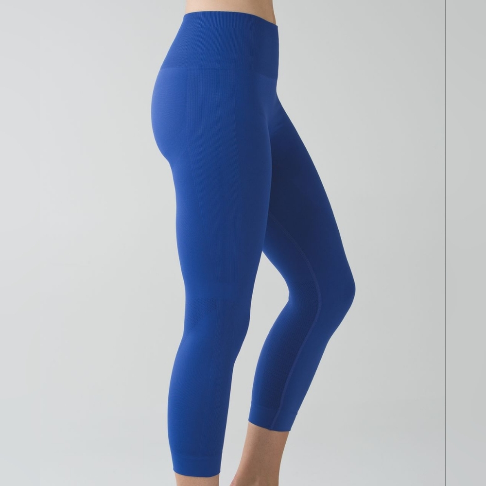 🌞Lululemon Zone In Crop Seamless Leggings Sapphire Blue - Picture 7 of 14
